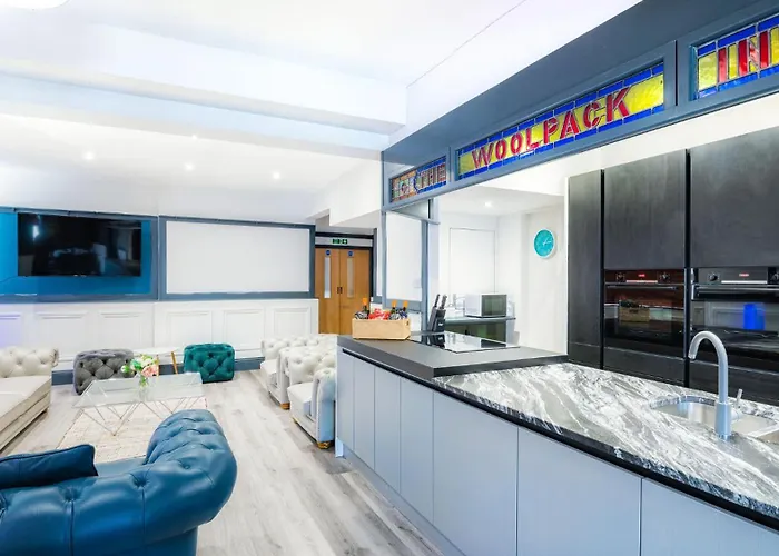 Large House Near Barbican 6-8 Beds York